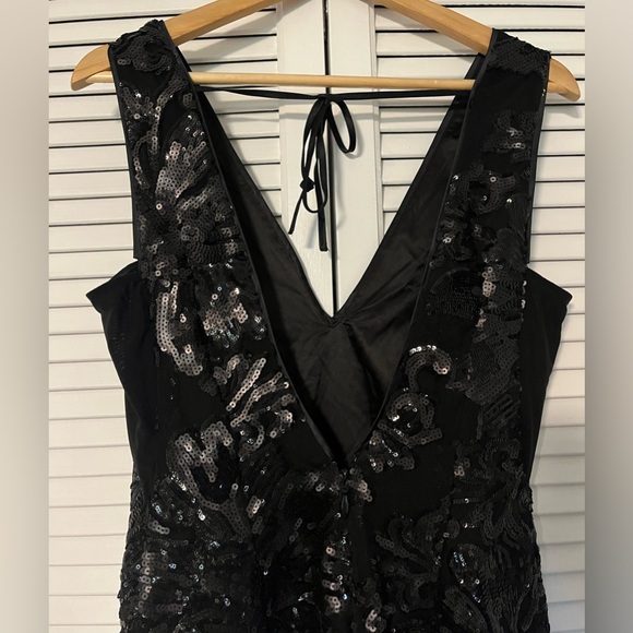 bebe Black Floral Sequin Sleeveless Cocktail Party NYE Dress - Picture 5 of 8